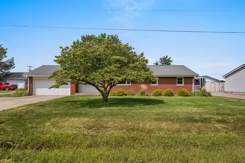1637 A County Road 500, Champaign, IL 61822