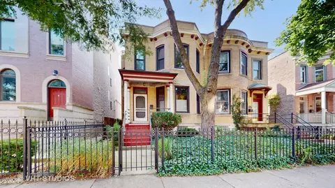 4334 N Ashland Ave, Chicago, IL 60613