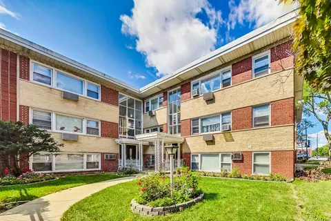 6357 W Addison St #2FNW, Chicago, IL 60634
