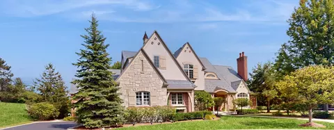 21 S Suffolk Ln, Lake Forest, IL 60045