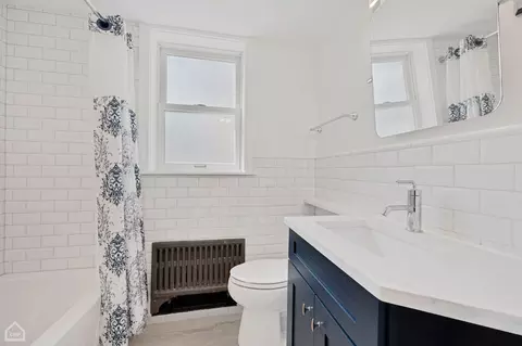 2240 Central St #1G, Evanston, IL 60201 photo 10