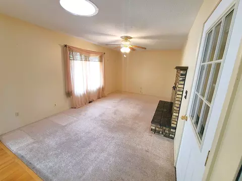 316 Apple St, Dixon, IL 61021 photo 9
