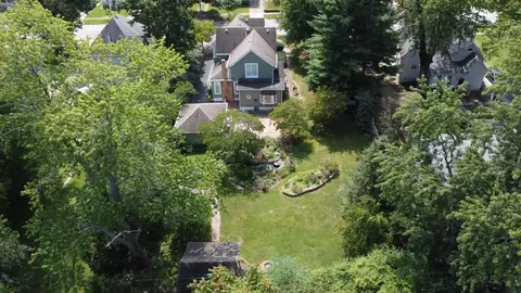 Exterior - 332 E Cherry St, Watseka, IL 60970 photo 21 of 25