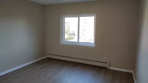 835 Pearson St #410, Des Plaines, IL 60016 photo 12
