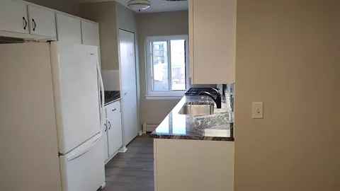 835 Pearson St #410, Des Plaines, IL 60016 photo 7
