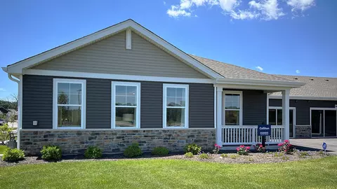 1113 Williamsburg St, Pingree Grove, IL 60140