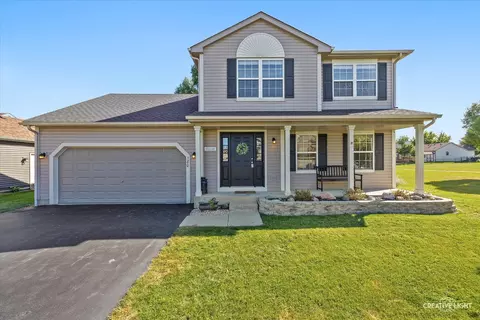 180 W Prairiefield Ave, Cortland, IL 60112