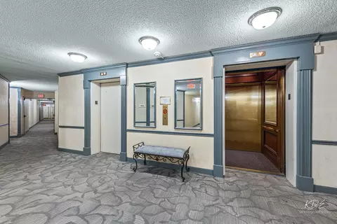 511 Aurora Ave #317, Naperville, IL 60540 photo 6