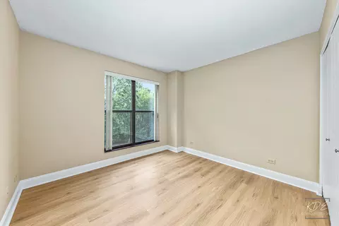 511 Aurora Ave #317, Naperville, IL 60540 photo 18
