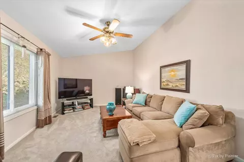 59 Jefferson Ln, Cary, IL 60013 photo 15