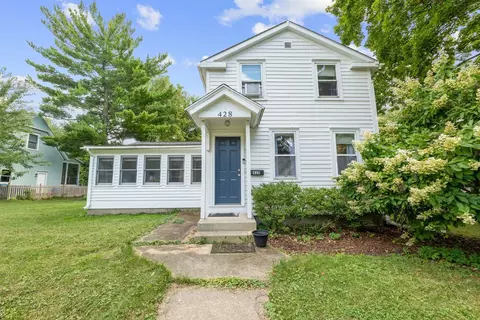 428 Ford St, Geneva, IL 60134