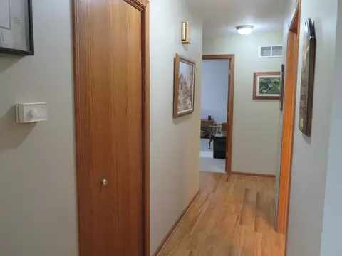 Entry Way - 2273 Beverly Dr, Morris, IL 60450 photo 1 of 3