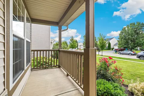 6217 Clifton Ct, Plainfield, IL 60586 photo 2