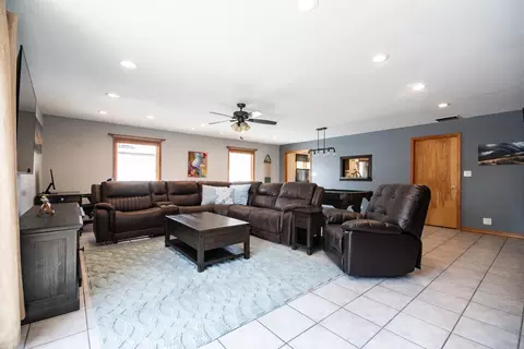 Living - 7707 W 80th St, Bridgeview, IL 60455 photo 1 of 2