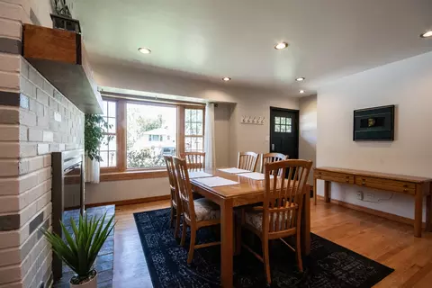 Dining - 7707 W 80th St, Bridgeview, IL 60455 photo 2 of 2