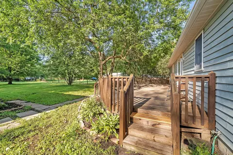 Exterior - 517 W Cermak Rd, Braidwood, IL 60408 photo 4 of 7