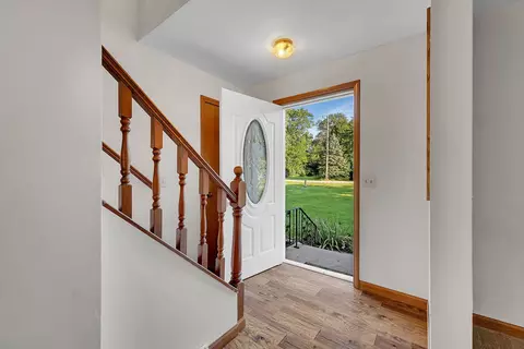 Entry Way - 517 W Cermak Rd, Braidwood, IL 60408 photo 1 of 1