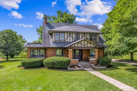 1101 E Main St, South Elgin, IL 60177