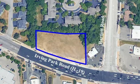 1 Heritage Ln, Streamwood, IL 60107