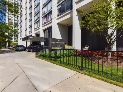 5445 N Sheridan Rd #505, Chicago, IL 60640