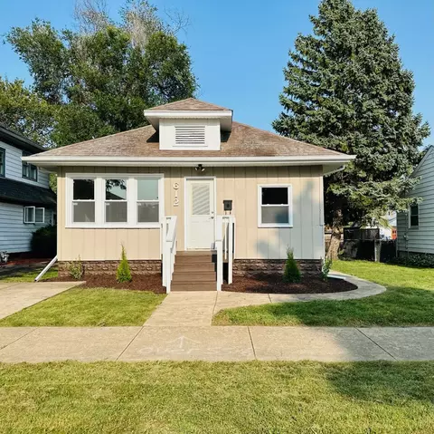 612 Clement St, Joliet, IL 60435
