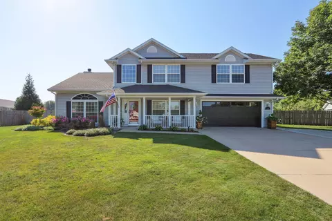 400 Winston Ct, Saint Joseph, IL 61873
