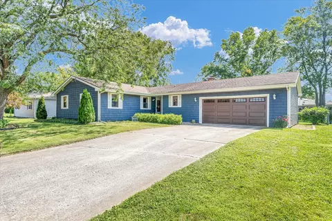 3403 Halifax Dr, Champaign, IL 61822