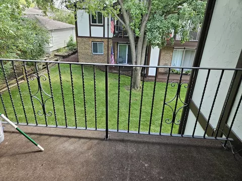 Exterior - 12109 S Laramie Ave #2B, Alsip, IL 60803 photo 4 of 4