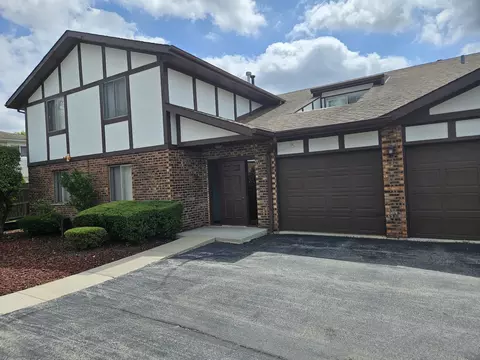 12109 S Laramie Ave #2B, Alsip, IL 60803