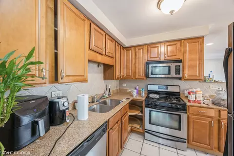 38 Elgin Ave #A6, Forest Park, IL 60130 photo 5
