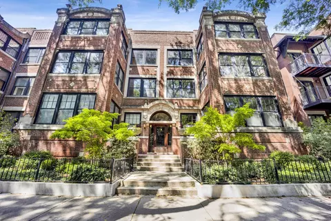 754 W Buena Ave #2W, Chicago, IL 60613