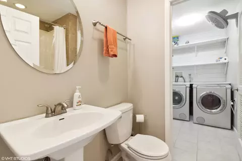 Other - 817 W Appletree Ln, Bartlett, IL 60103 photo 3 of 4