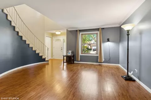 Living - 817 W Appletree Ln, Bartlett, IL 60103 photo 1 of 6