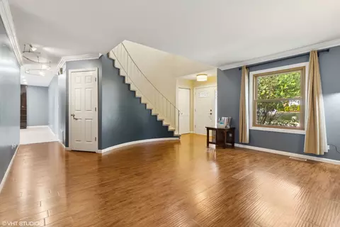 Living - 817 W Appletree Ln, Bartlett, IL 60103 photo 2 of 6