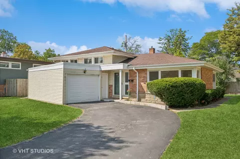 605 Romona Rd, Wilmette, IL 60091