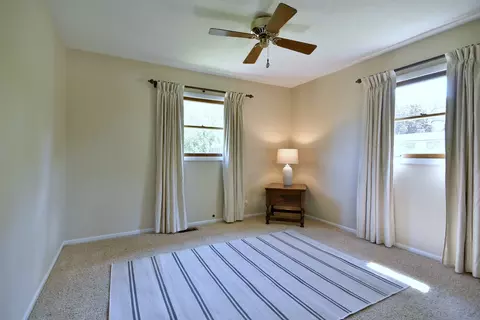 Bedroom - 4304 Linden Ln, Rolling Meadows, IL 60008 photo 1 of 6