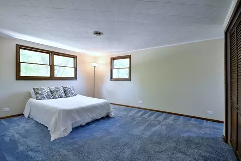 Bedroom - 4304 Linden Ln, Rolling Meadows, IL 60008 photo 2 of 6