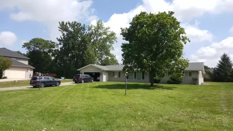 1112 Barber Ln, Joliet, IL 60435