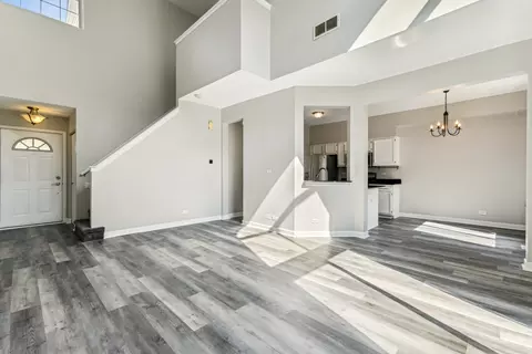 Living - 1697 Spaulding Rd, Bartlett, IL 60103 photo 1 of 6