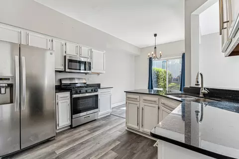 Kitchen - 1697 Spaulding Rd, Bartlett, IL 60103 photo 1 of 2