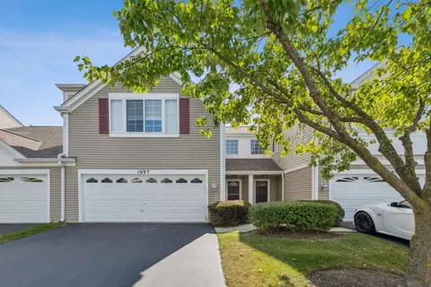 1697 Spaulding Rd, Bartlett, IL 60103