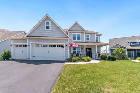 601 W Meadowdale Cir, Hampshire, IL 60140