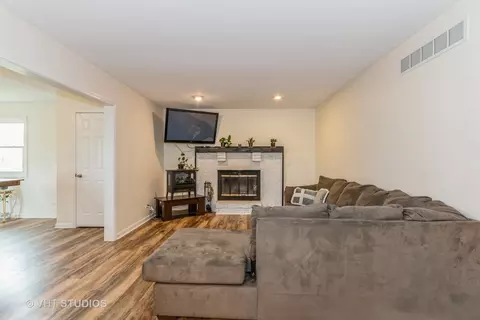 15312 Sunshine Cir, Plainfield, IL 60544 photo 9