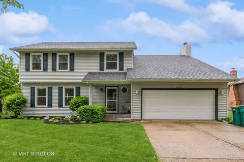 15312 Sunshine Cir, Plainfield, IL 60544 photo 2