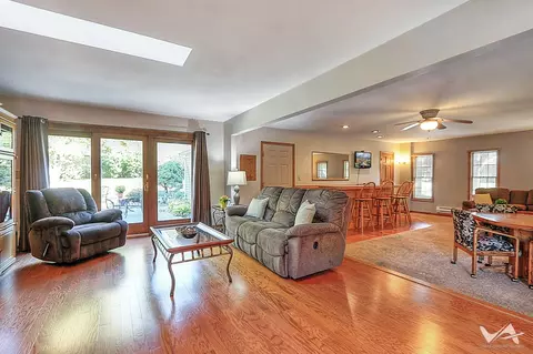 Living - 1034 Fall Cir, Roselle, IL 60172 photo 3 of 3
