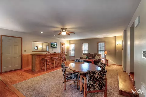 Dining - 1034 Fall Cir, Roselle, IL 60172 photo 4 of 4