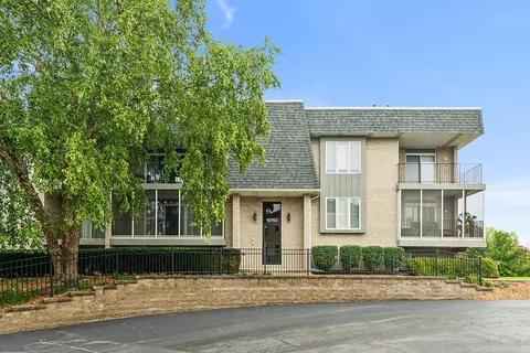 15753 Ravinia Ave #1N, Orland Park, IL 60462
