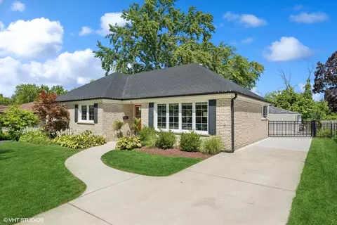 337 E Cayuga Ave, Elmhurst, IL 60126 photo 3