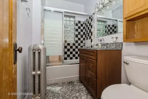 Bath - 7708 S Eberhart Ave, Chicago, IL 60619 photo 1 of 2