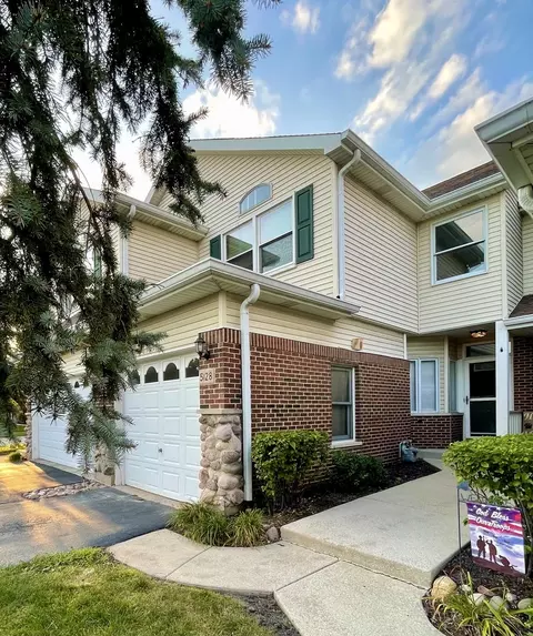 5128 Deblin Ln, Oak Lawn, IL 60453